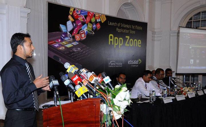Haneez speaking at the launch of AppZone, Sri Lanka's first mobile application store, 2010